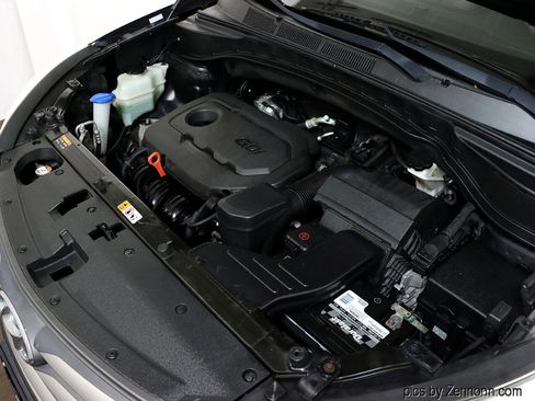 Used 2017 Hyundai Santa Fe Sport image 37