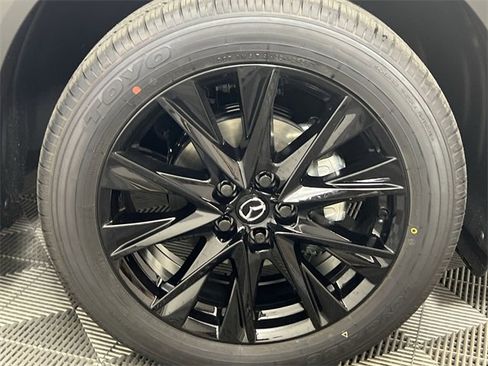 New 2025 MAZDA CX-5 Carbon Edition image 17