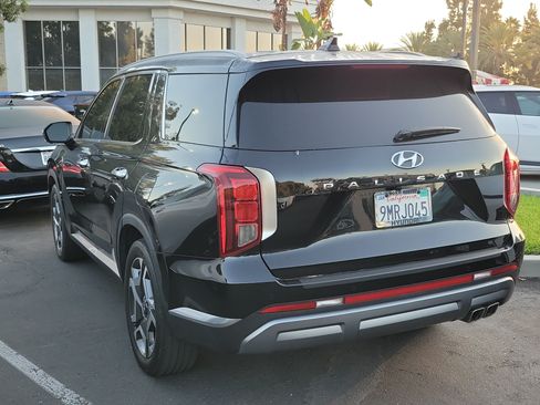 Used 2024 Hyundai Palisade Limited FWD image 5