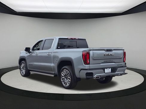 New 2026 GMC Sierra 1500 Denali Ultimate w/ LPO, Black Badging Package AWD/4WD image 3