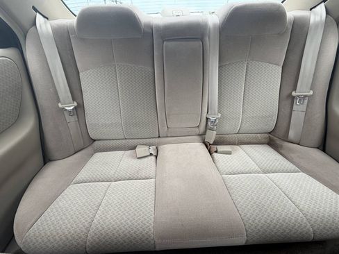 Used 2002 MAZDA 626 FWD image 24