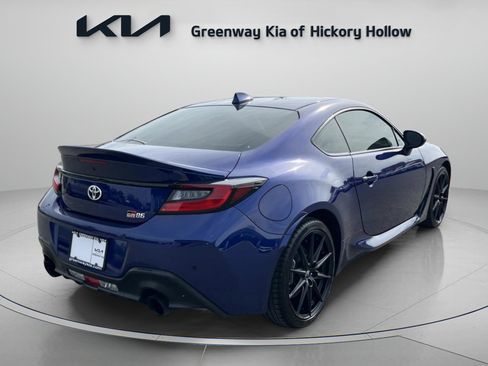 Used 2023 Toyota GR86 Premium image 3