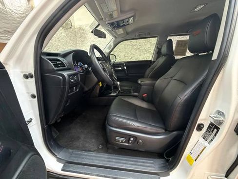 Used 2019 Toyota 4Runner TRD Off-Road Premium AWD/4WD image 21