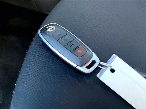 Certified 2024 Nissan Sentra SV image 14