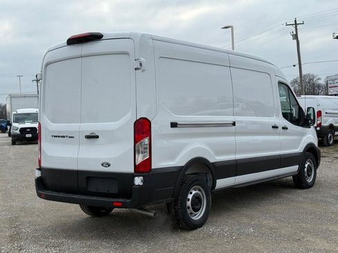 New 2026 Ford Transit 250 T-250 Med Rf 9150 GVWR RWD image 3