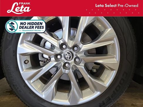 Used 2020 Toyota Highlander Limited AWD/4WD image 16