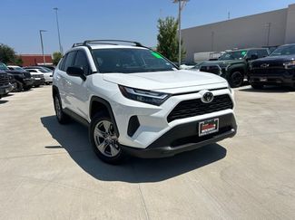 Used 2025 Toyota RAV4 LE AWD/4WD video 1