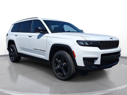 Used 2023 Jeep Grand Cherokee L Laredo AWD/4WD image 1