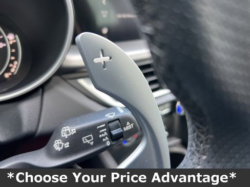 Used 2022 Alfa Romeo Stelvio Veloce image 67