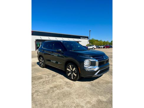 New 2026 Mitsubishi Outlander SEL FWD image 3