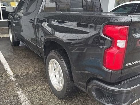 Used 2025 Chevrolet Silverado 1500 RST image 4