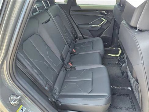New 2025 Audi Q3 2.0T Premium image 15