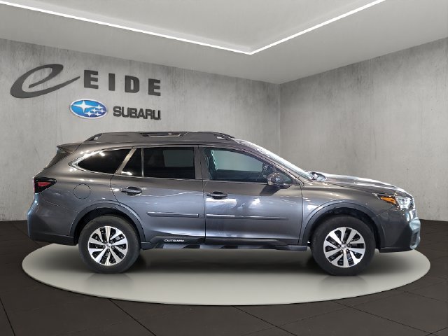Used 2020 Subaru Outback Premium AWD/4WD image 11