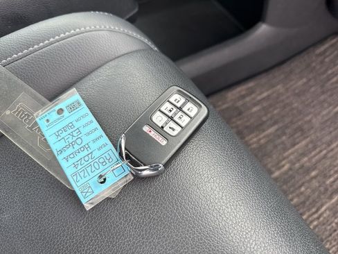 Certified 2024 Honda Odyssey EX-L image 41