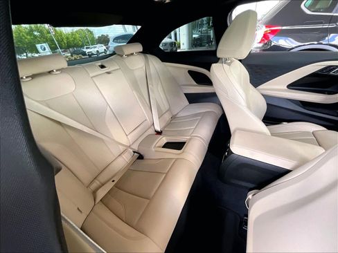 Used 2023 BMW 230i Coupe w/ Convenience Package RWD image 29