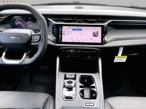 New 2026 Jeep Cherokee Overland AWD/4WD image 12