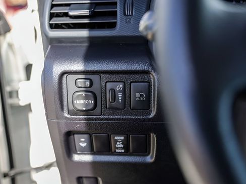 Used 2021 Toyota 4Runner TRD Off-Road AWD/4WD image 18