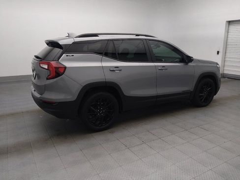 Used 2023 GMC Terrain SLE w/ Elevation Edition FWD image 10