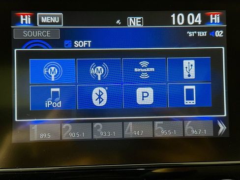 Used 2022 Honda CR-V EX image 15