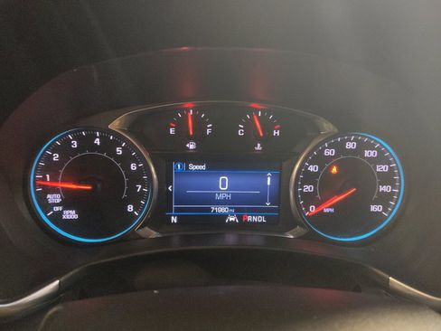 Used 2020 Chevrolet Equinox LT FWD image 23