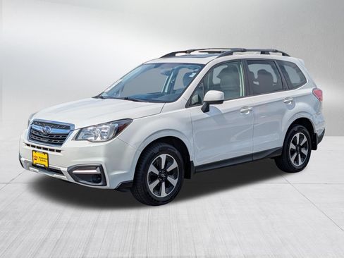 Used 2018 Subaru Forester 2.5i Premium w/ Protection Package #1A AWD/4WD image 3