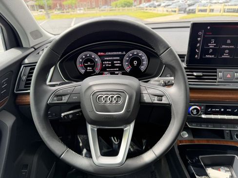 Certified 2023 Audi Q5 2.0T Premium Plus w/ Premium Plus Package AWD/4WD image 10
