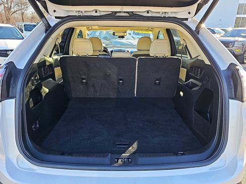 Used 2018 Ford Edge SEL w/ Equipment Group 201A image 31