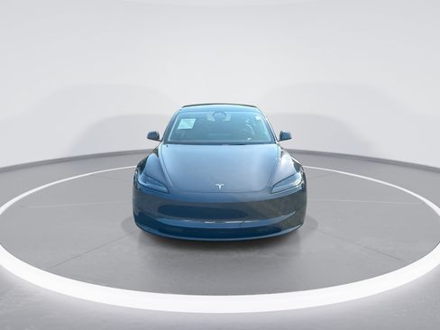 Used 2025 Tesla Model 3 Long Range RWD image 3