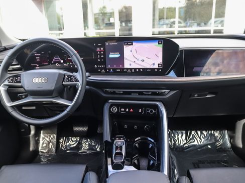 Used 2025 Audi Q5 Prestige AWD/4WD image 14