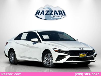 Used 2024 Hyundai Elantra SE