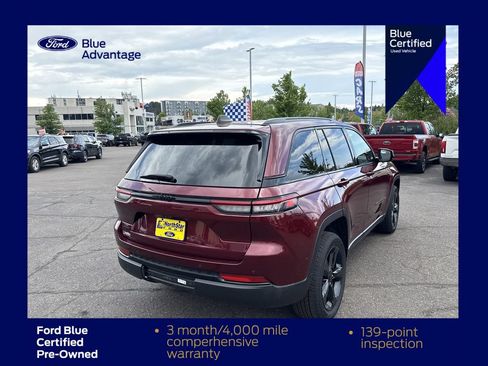 Used 2023 Jeep Grand Cherokee Altitude AWD/4WD image 7
