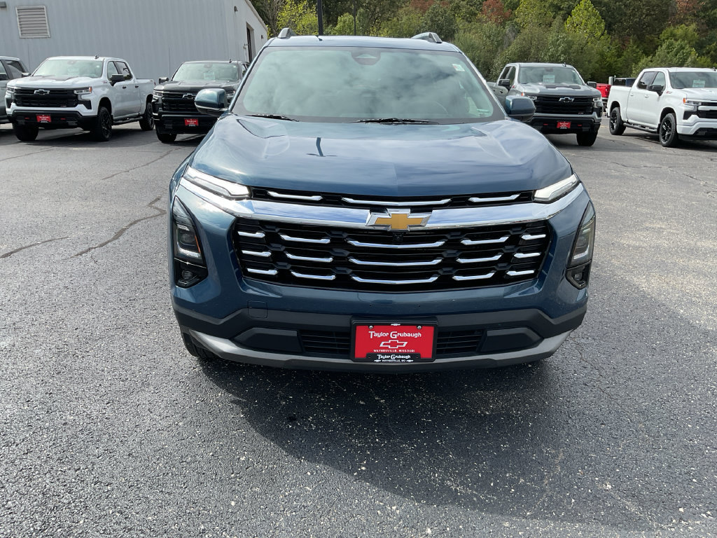 Used 2025 Chevrolet Equinox LT w/ Convenience Package II FWD image 3