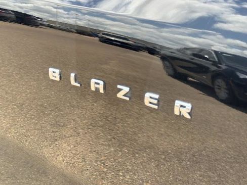 Used 2021 Chevrolet Blazer LT FWD image 13