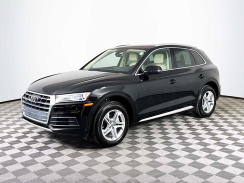 Used 2019 Audi Q5 2.0T Premium w/ Convenience Package image 1