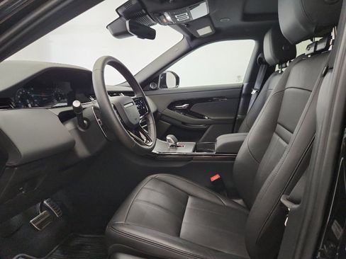 Used 2025 Land Rover Range Rover Evoque Dynamic SE image 6