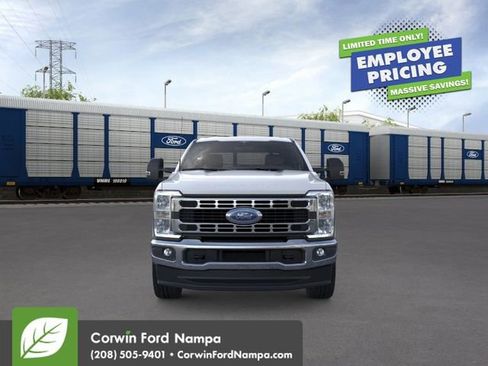 New 2026 Ford F350 XLT AWD/4WD image 7