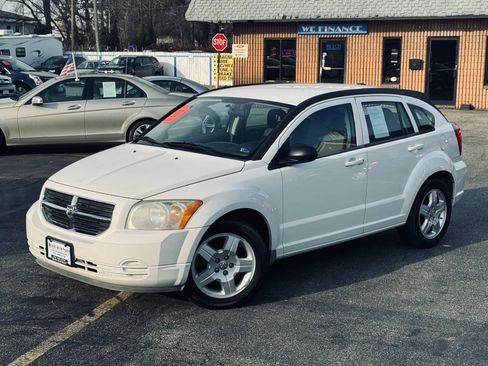 Used 2009 Dodge Caliber SXT FWD image 2