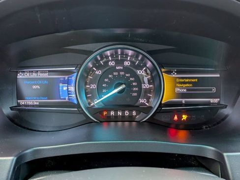 Used 2017 Ford Explorer Limited FWD image 29