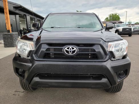 Used 2013 Toyota Tacoma 4x4 Access Cab w/ Convenience Pkg image 2