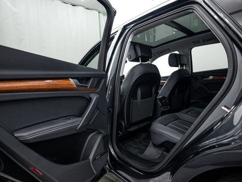 Certified 2023 Audi Q5 2.0T Premium Plus w/ Premium Plus Package image 18