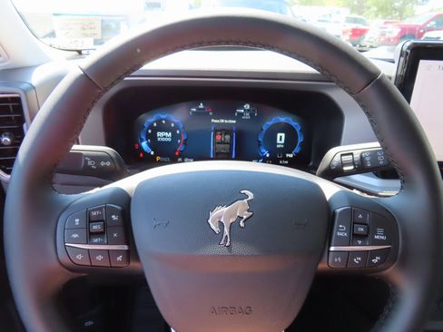 New 2025 Ford Bronco Sport Outer Banks image 10