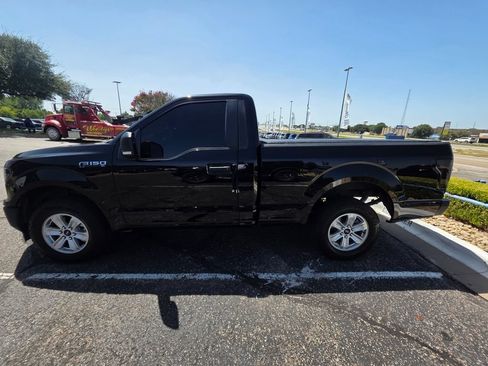 Used 2020 Ford F150 XL w/ Equipment Group 101A Mid RWD image 4