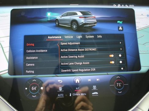 Certified 2023 Mercedes-Benz EQS 580 4MATIC SUV image 44