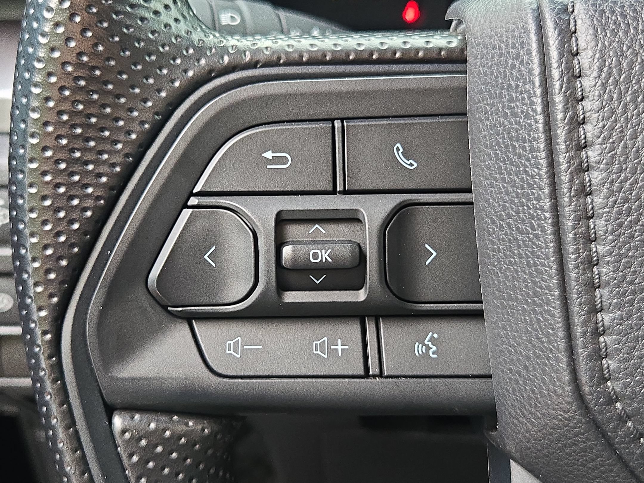 Used 2026 Toyota Tacoma SR5 AWD/4WD image 27