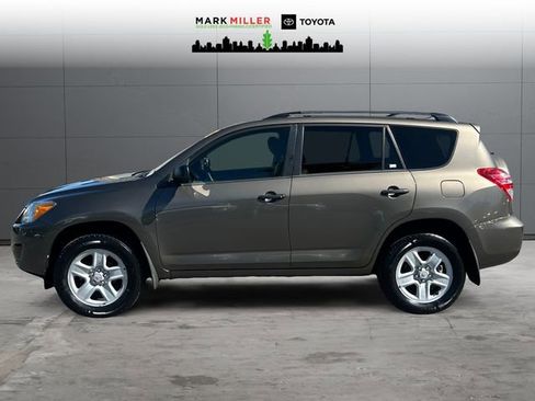 Used 2010 Toyota RAV4 4WD image 2