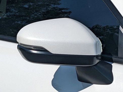 New 2026 Honda HR-V EX-L image 23