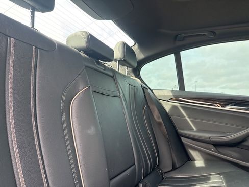 Used 2019 BMW 530i xDrive w/ Convenience Package image 37