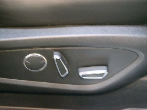 Used 2017 Lincoln MKC Select AWD/4WD image 11
