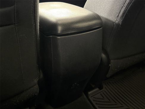 Used 2017 Toyota RAV4 XLE image 48