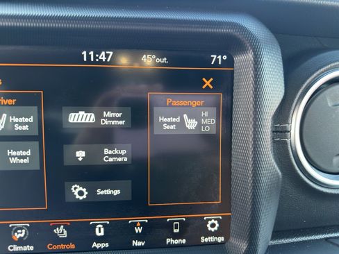 Used 2020 Jeep Wrangler Unlimited Sahara w/ Advanced Safety Group image 22